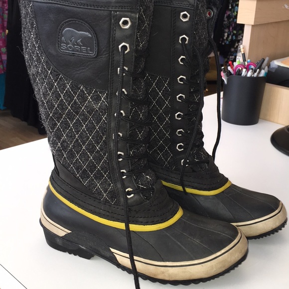 Sorel Shoes - Size 7 Sorel boots